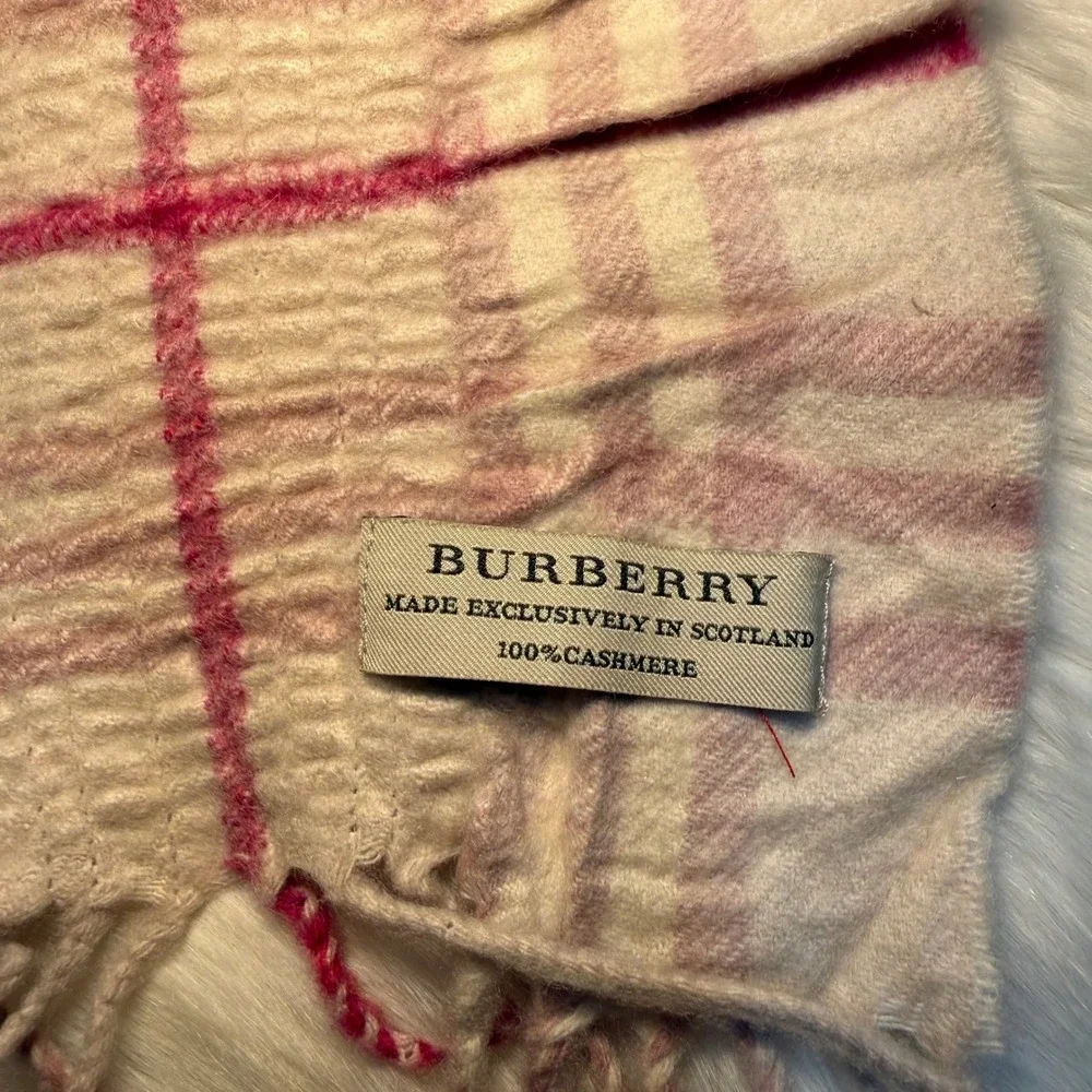 Burberry 100% cashmere